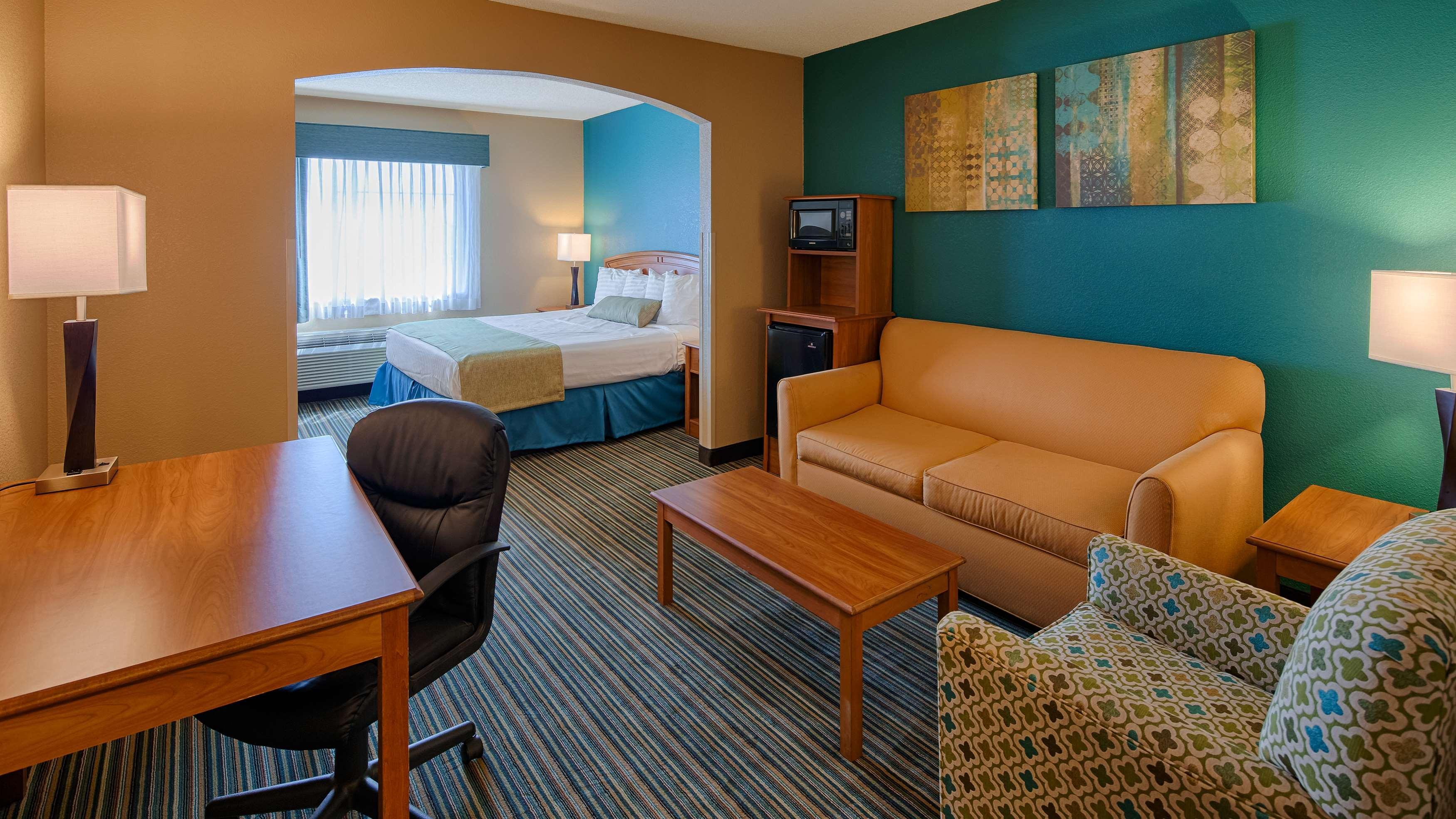Best Western Governors Inn And Suites Wichita Exterior foto